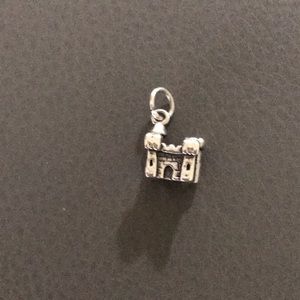 James Avery retired Castle charm